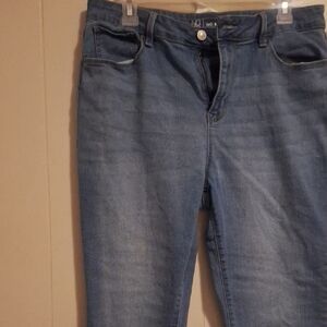 No Boundaries Women's Skinny Jeans in Blue